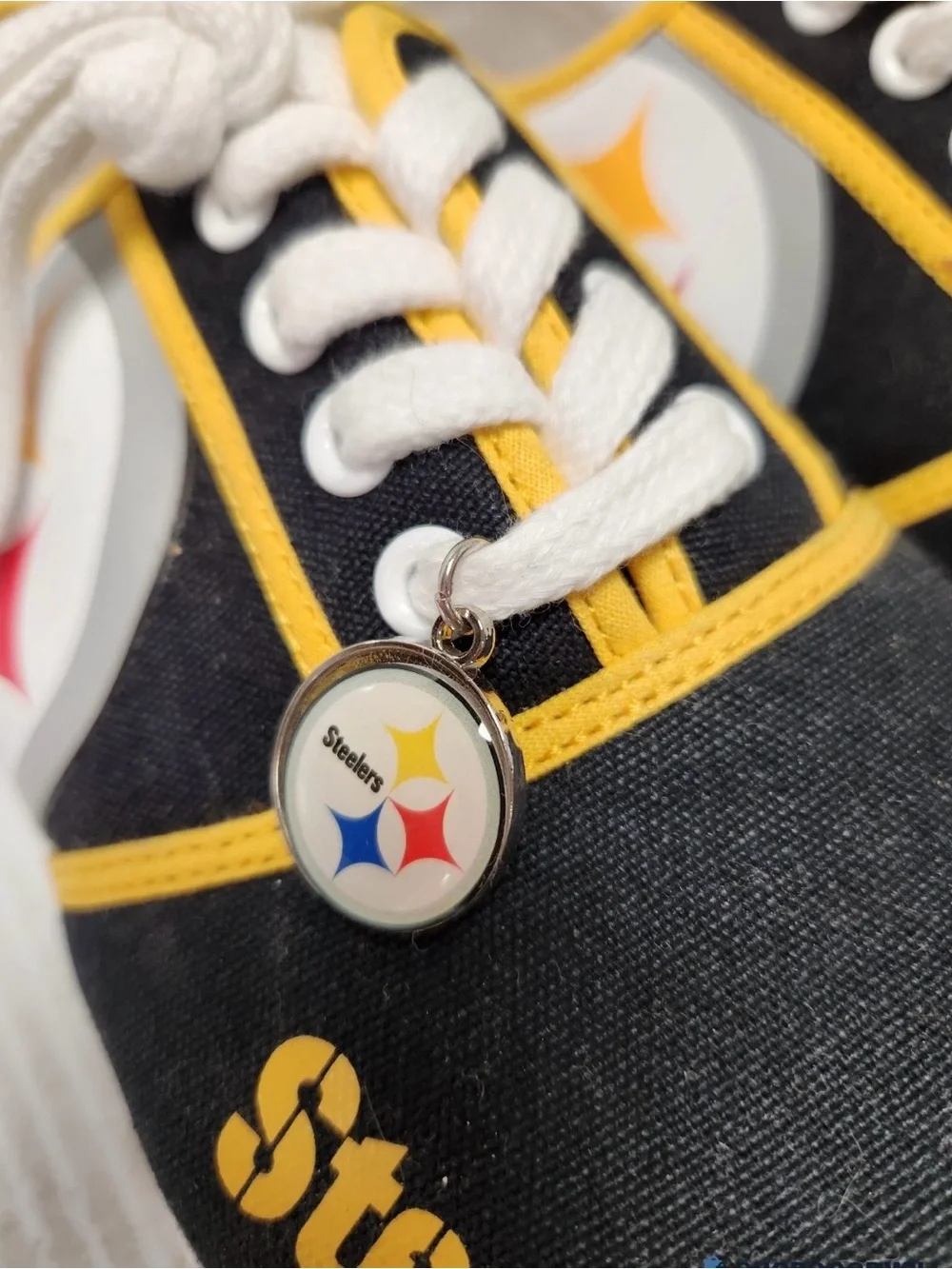 NFL Pittsburgh Steelers Black and Gold Low-Top Sneakers